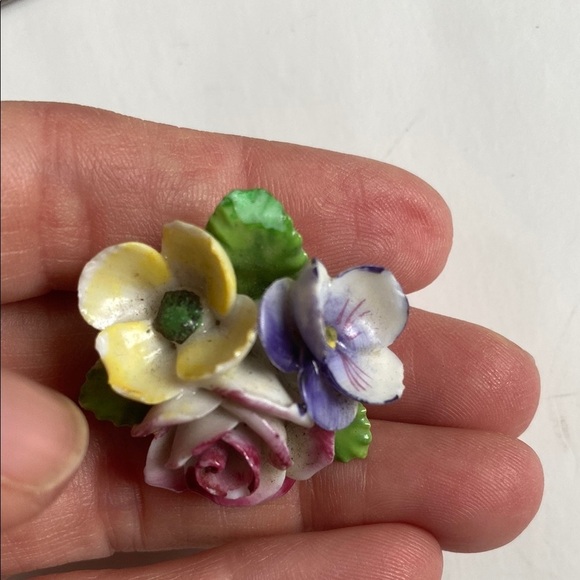 Floral Porcelain Brooch with Pink, Yellow, and Purple Accents - Picture 2 of 6